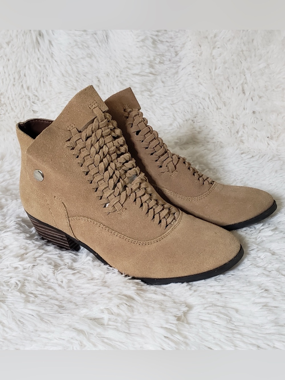 Plume By Faryl Robin Boots Womens 7.5 
Ankle Booties Brown Suede